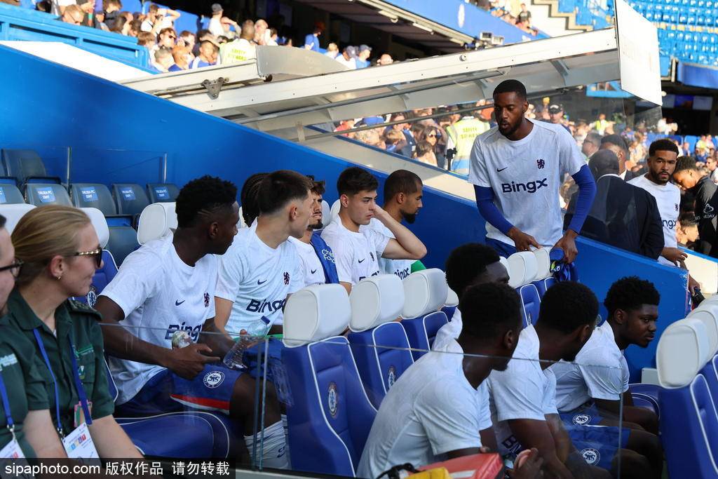 成都蓉城vs.上海海港_切尔西大变局：奇尔韦尔转会斯特拉斯堡成都蓉城vs.上海海港，斯特林前途未卜！