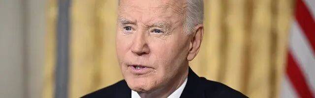 柏雷素尔vs横滨水手_乌军士兵乔装成俄军柏雷素尔vs横滨水手，与俄士兵寒暄，随后趁其不备将两名俄军枪杀，无人机拍下全过程