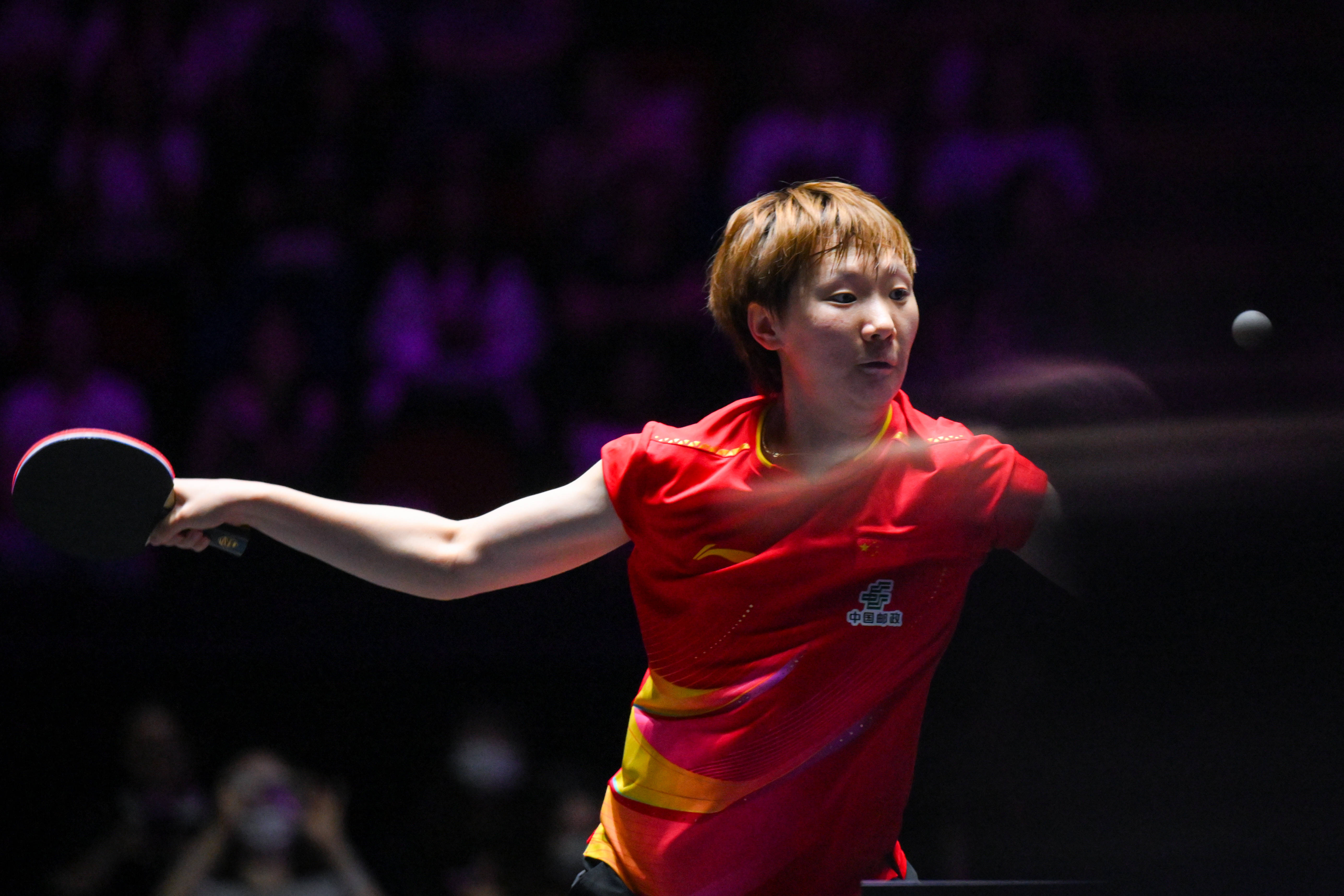 阿森纳vs诺丁汉森林_(体育)乒乓球——WTT澳门冠军赛:王曼昱晋级女单四强