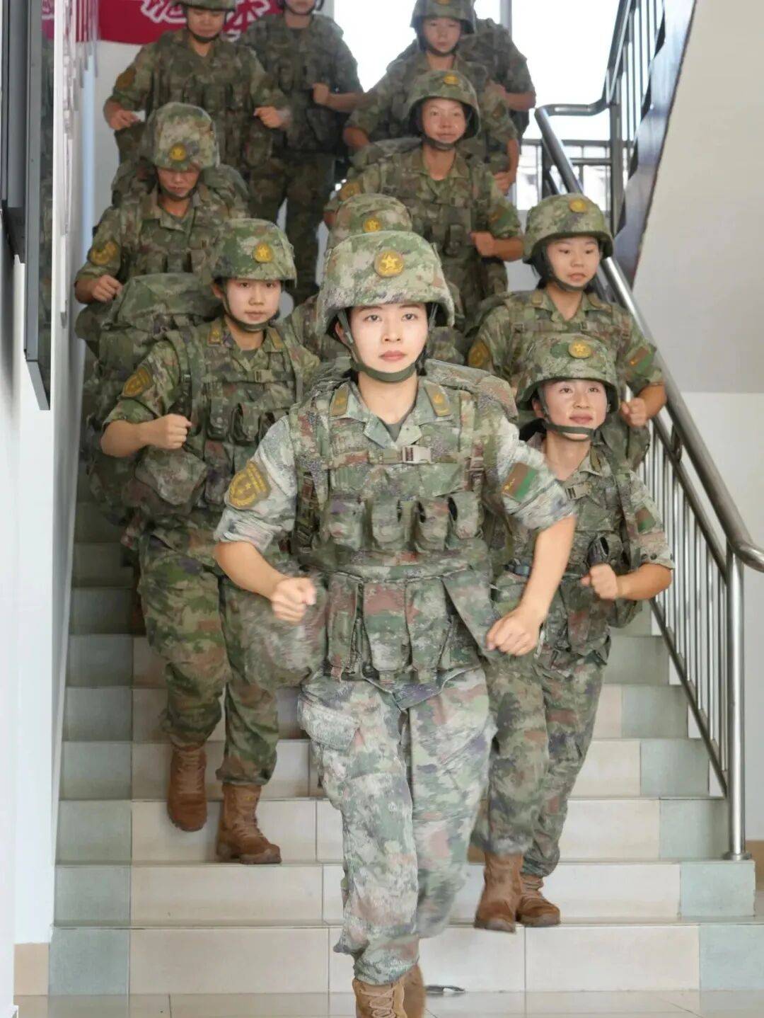 皇冠信用网出租_周楚瀚皇冠信用网出租，保送提干！