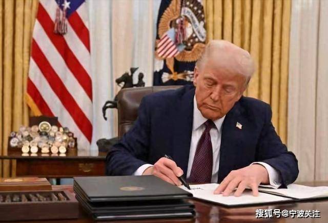 hga030皇冠手机登录
_特朗普8小时改口说还是继续月底谈的hga030皇冠手机登录
！加关税就纯打嘴炮喷下