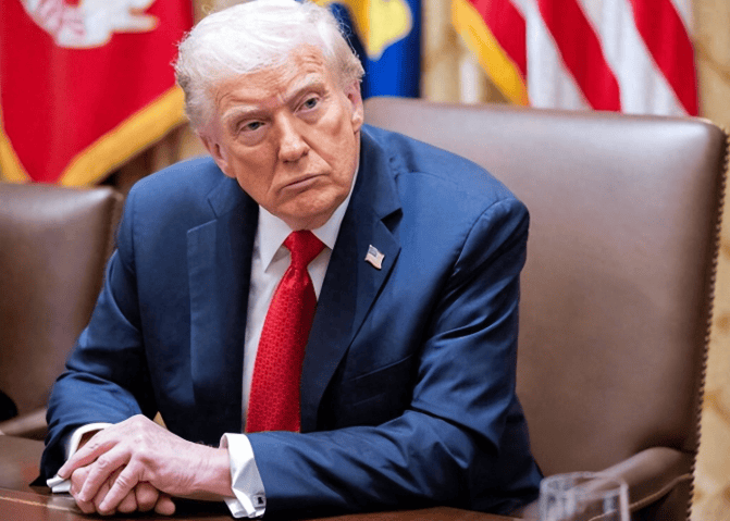 皇冠信用开户
_特朗普主动公布访华行程皇冠信用开户
,并送上一份厚礼!中方的回应,只有9个字,赖清德最害怕的局面出现?