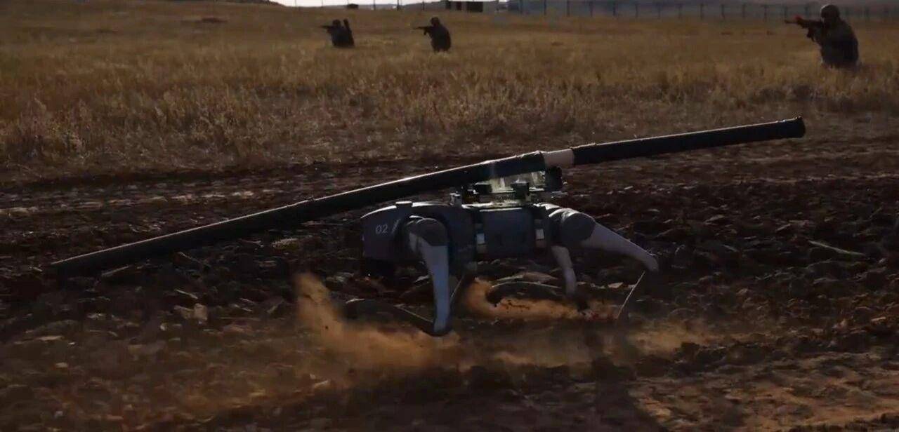 欧冠足球比分
_大场面!机器狗、无人机开路欧冠足球比分
,实兵对抗演练画面公布