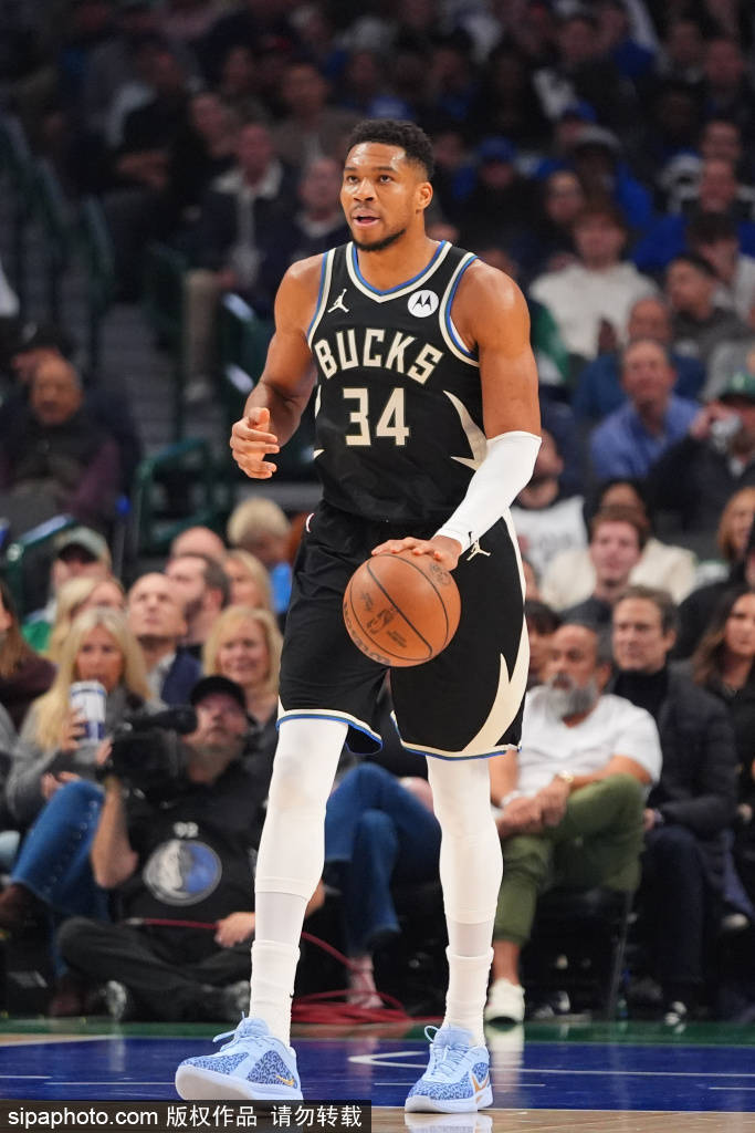 皇冠体育App下载
_勒布朗·詹姆斯G联赛训练后回归湖人皇冠体育App下载
,赛季首秀在即