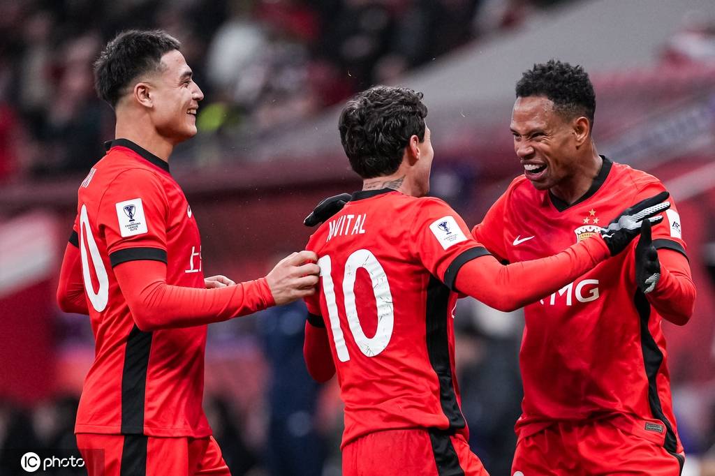 皇冠信用网如何申请
_继续垫底皇冠信用网如何申请
！亚冠-林皇2射1传维塔尔世界波 海港主场1-3首尔