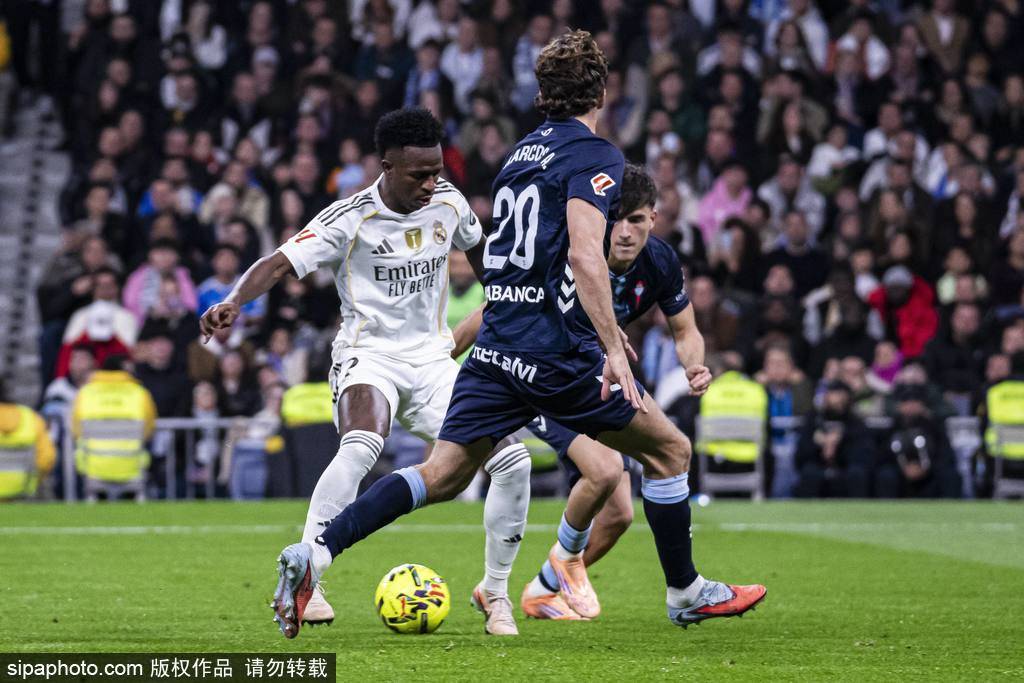 C罗确认2026世界杯后退役_西甲-加西亚卡雷拉斯染红米利唐伤退 9人皇马0-2塞尔塔