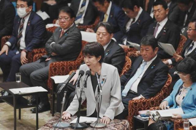 皇冠信用网正网_憋了30多天皇冠信用网正网，高市早苗祭出“终极王牌”，真能打击中国经济？