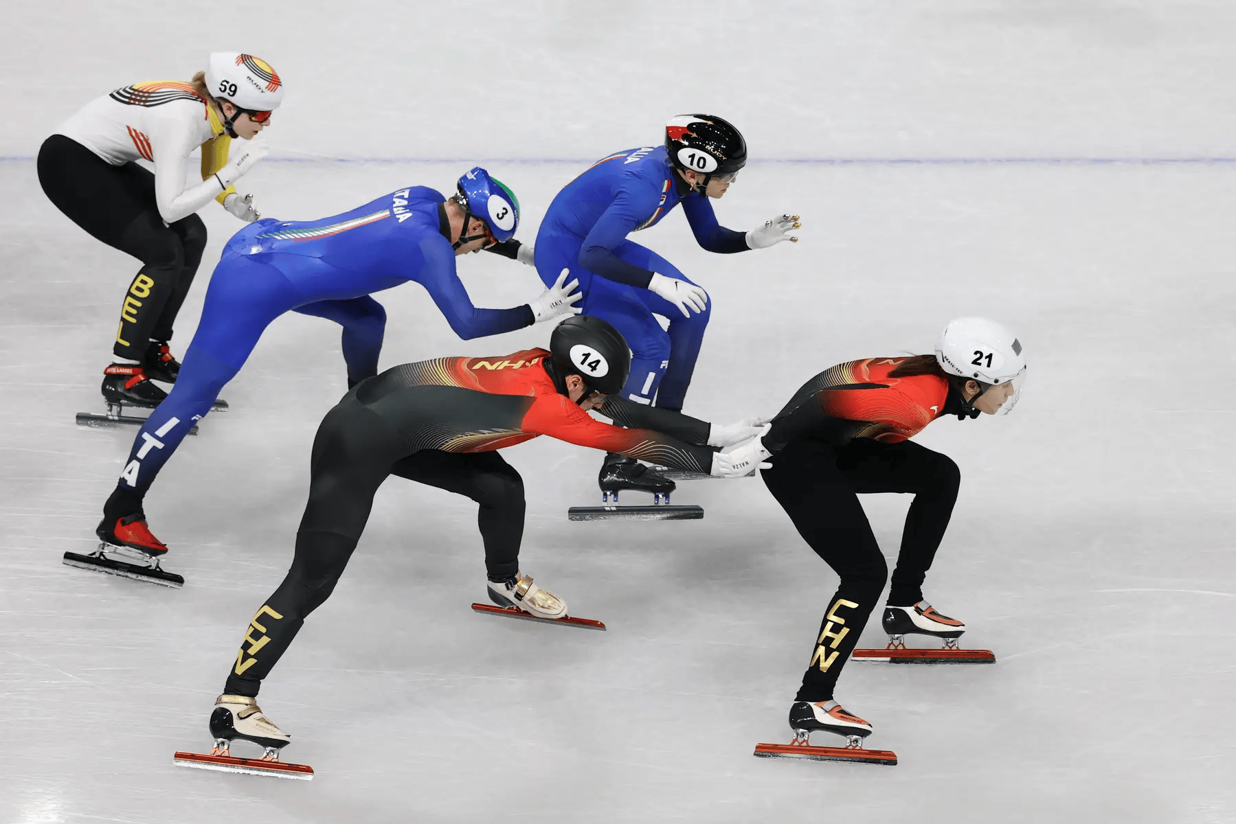 正版皇冠信用网开户_冬奥早报:短道混接中国无缘奖牌 跳台滑雪创历史