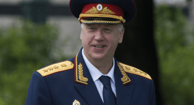 皇冠登入网址
_闹大了!俄发起“斩首行动”皇冠登入网址
,法国替中俄发声,俄公开夸奖特朗普?