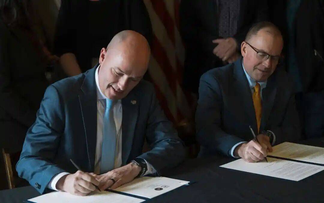 皇冠信用网在哪里开通_百年基业被特朗普扬皇冠信用网在哪里开通了:50+机构、几十年研究全没了