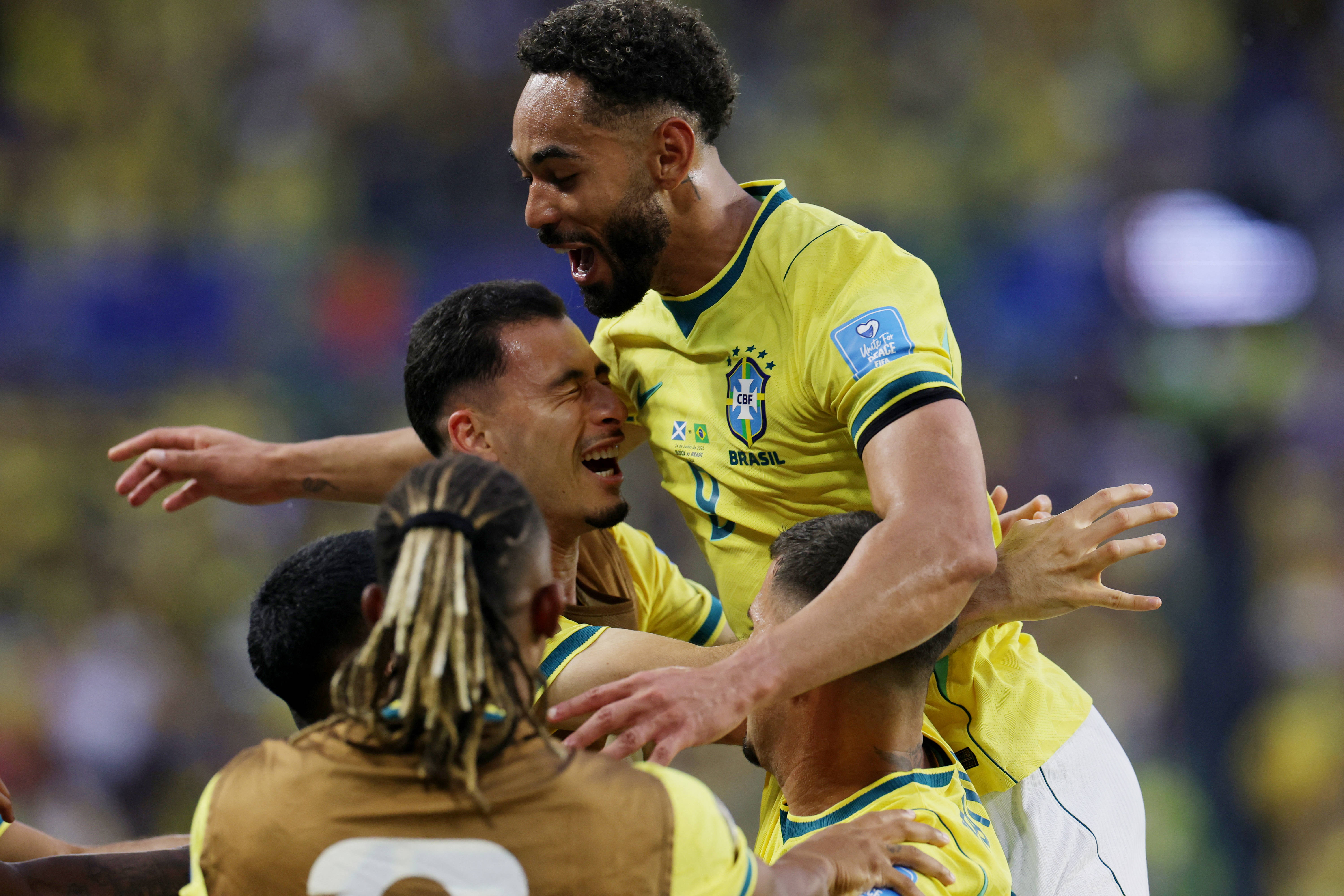 佛得角足球
_世界杯-维尼修斯双响内马尔替补迎首秀 巴西3-0苏格兰拿头名