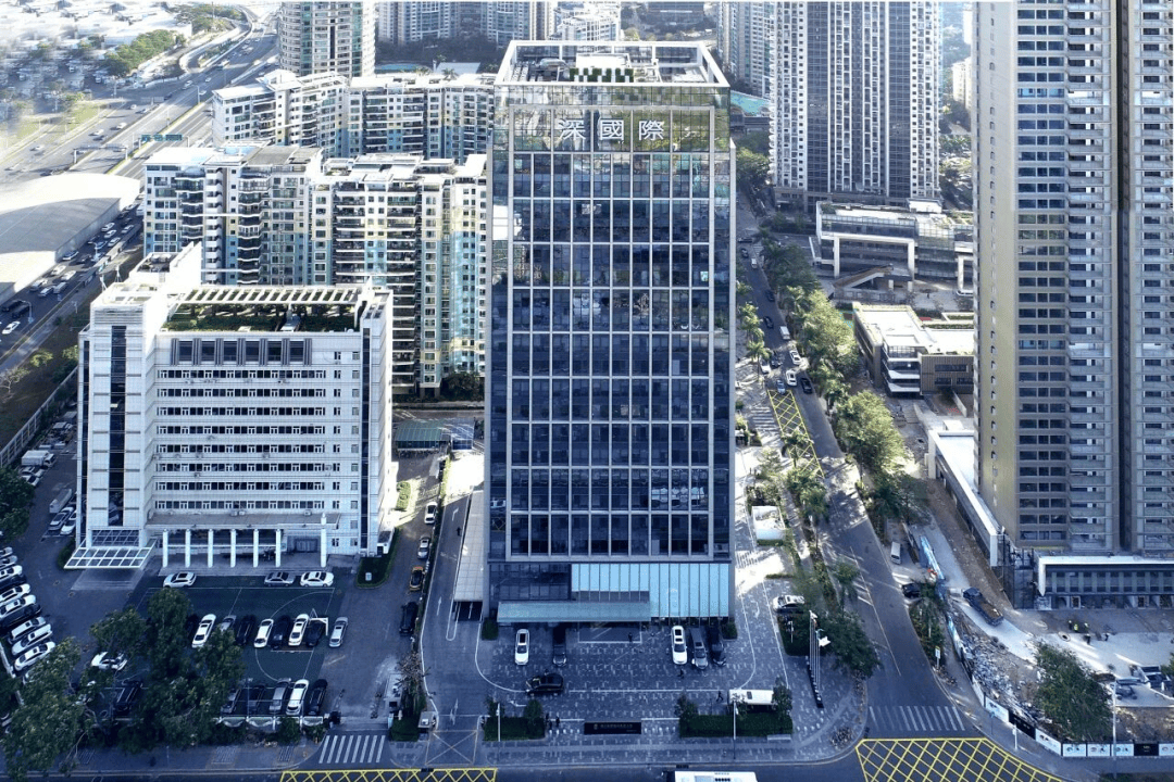皇冠mos022
_深圳国资委发倡议皇冠mos022
,深圳港集团、国信证券、深创投、深国际、深交易等市属国资国企,积极响应APEC会议期间灵活工作安排